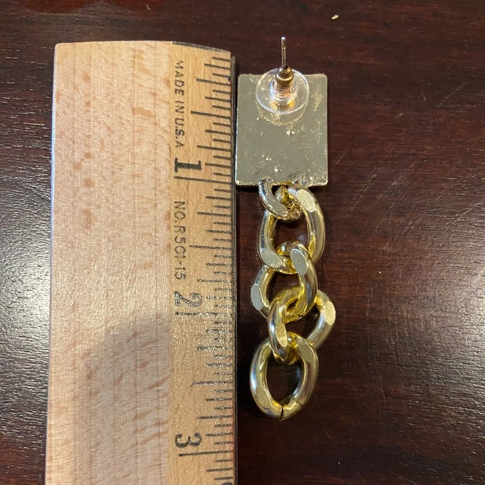 Black and gold chain earrings - Picture 2 of 2